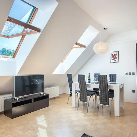 Art Apartment Ljubljana